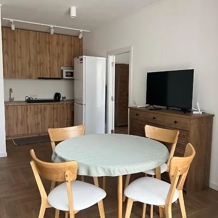 Modern Apartament Mukacheve Exterior photo